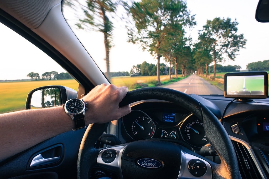 Conduire dans l'ère moderne : les dernières avancées technologiques automobiles